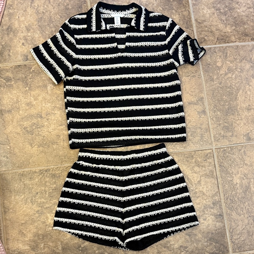 H&M Black and White Striped Outfit
